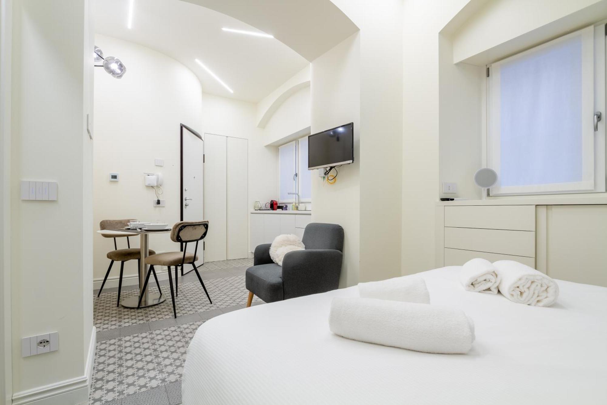 Apartamento Centro Storico Vetra M4-studio 10min Walk Duomo