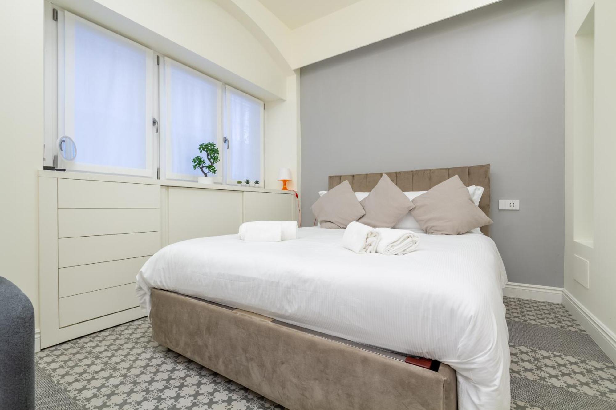 Centro Storico Vetra M4-studio 10min Walk Duomo Apartamento *